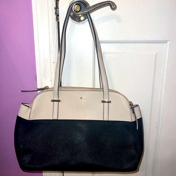 Kate Spade cream and black shoulder tote - Picture 1 of 4